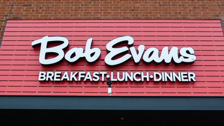 Bob Evans restaurant sign