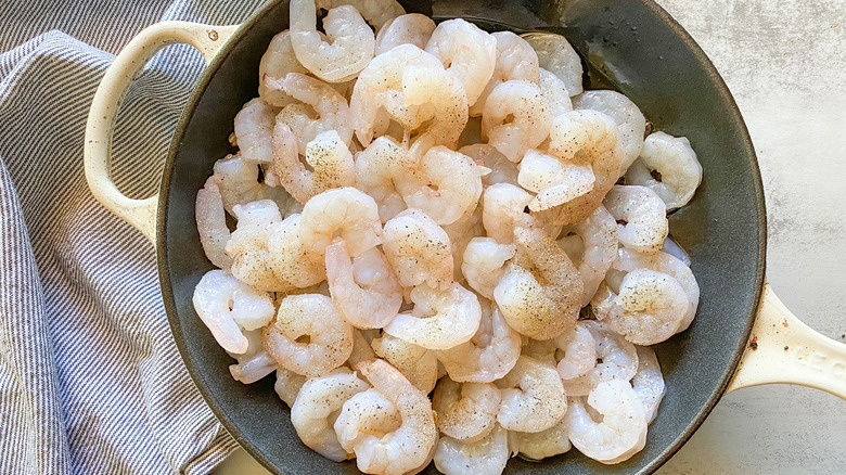 raw shrimp in pan