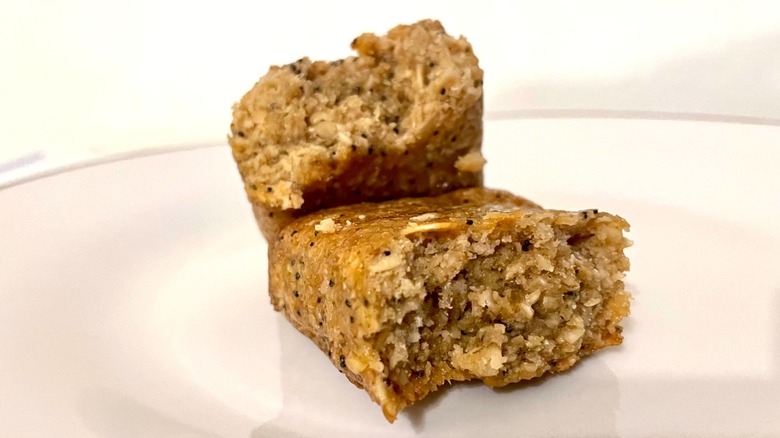 Bobo's lemon poppyseed bar