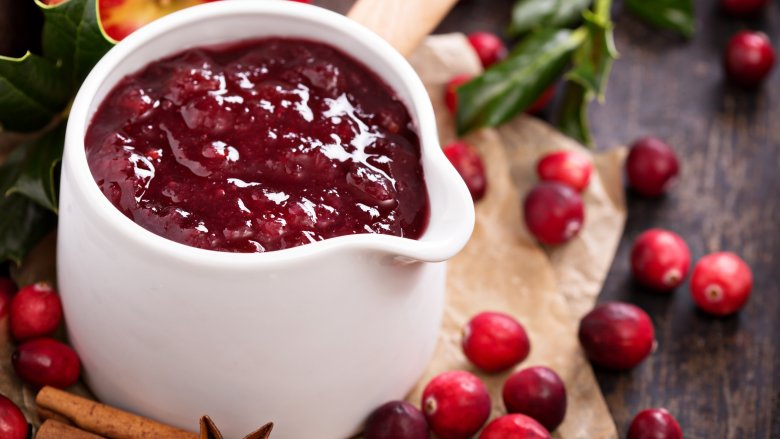 Apple brandy cranberry sauce