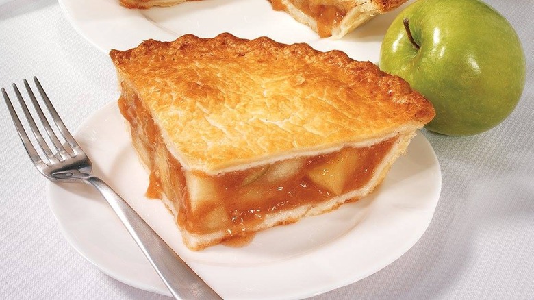 slice of boston market apple pie