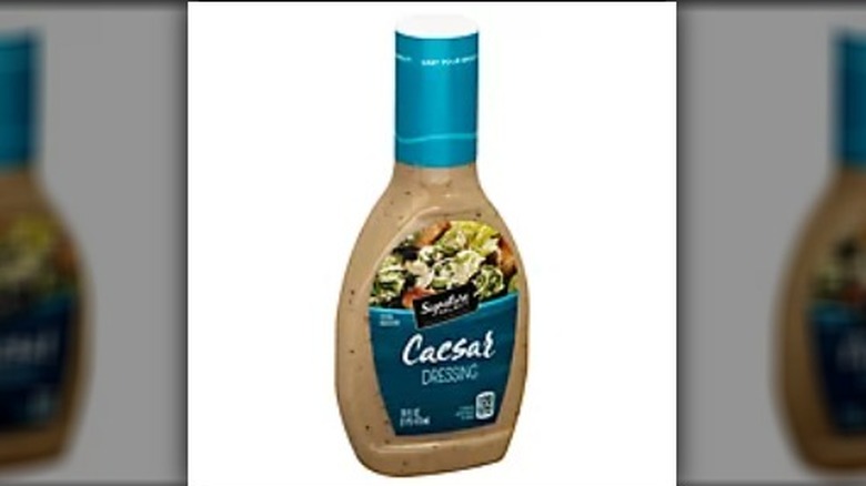 Bottle of Signature Select Caesar Dressing