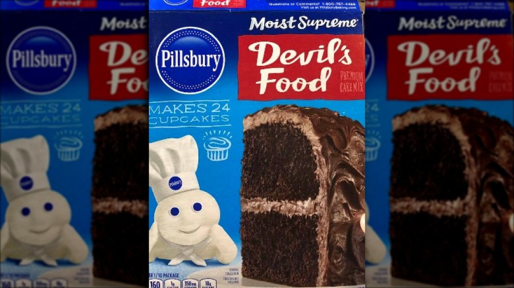 Pillsbury Moist Supreme Devil's Food chocolate cake mix 