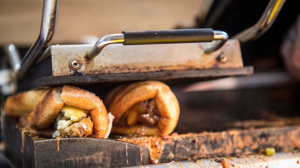 Yorkshire pudding wraps with beef