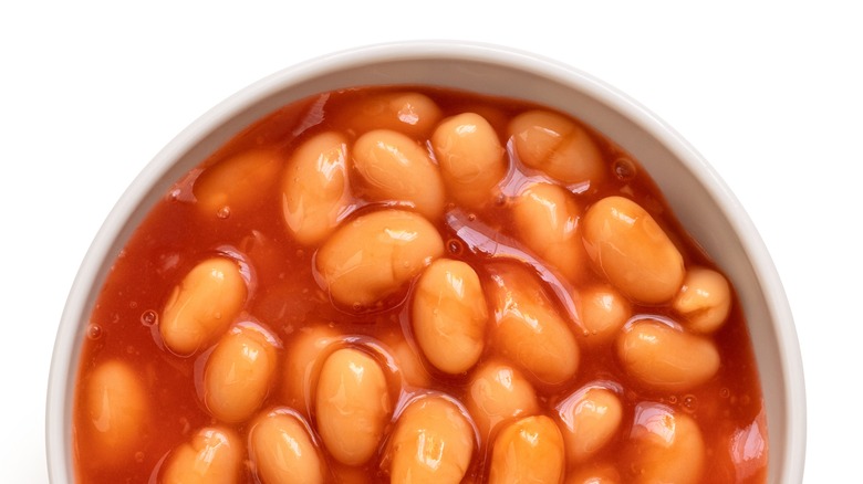 baked beans in tomato sauce