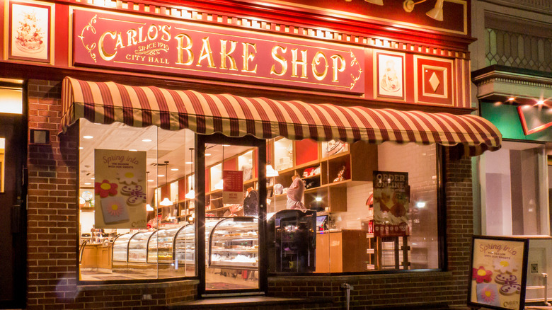 The outside of Carlo's bake shop