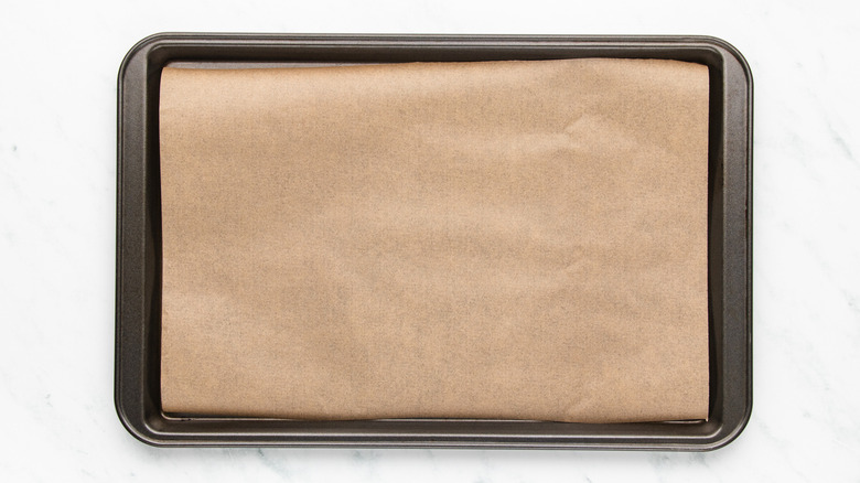 Baking sheet lined with parchment paper