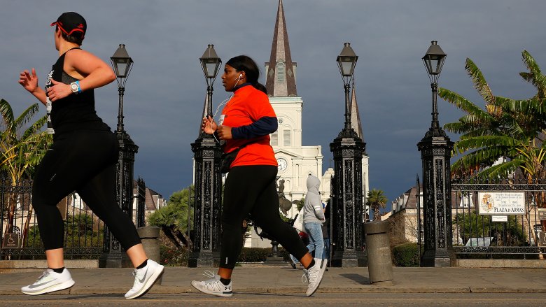 people jogging