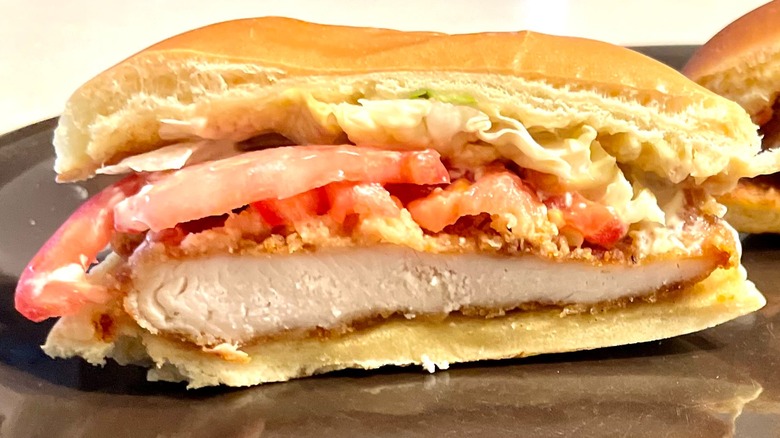 burger king chicken sandwich sliced