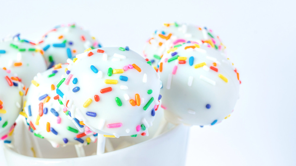 sprinkle cake pops recipe on display