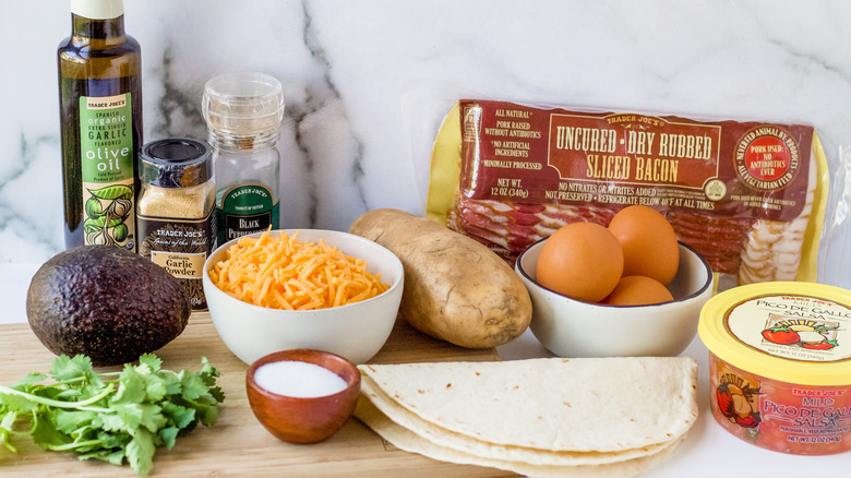 California breakfast burrito ingredients