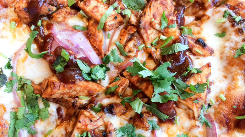 Barbecue chicken pizza