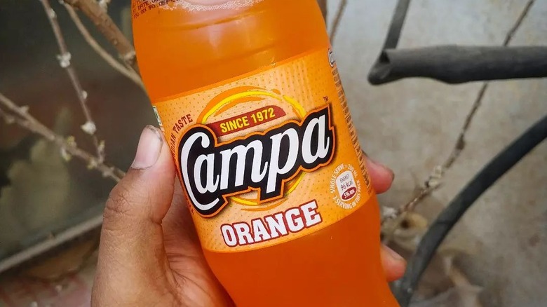 New Campa Cola cans