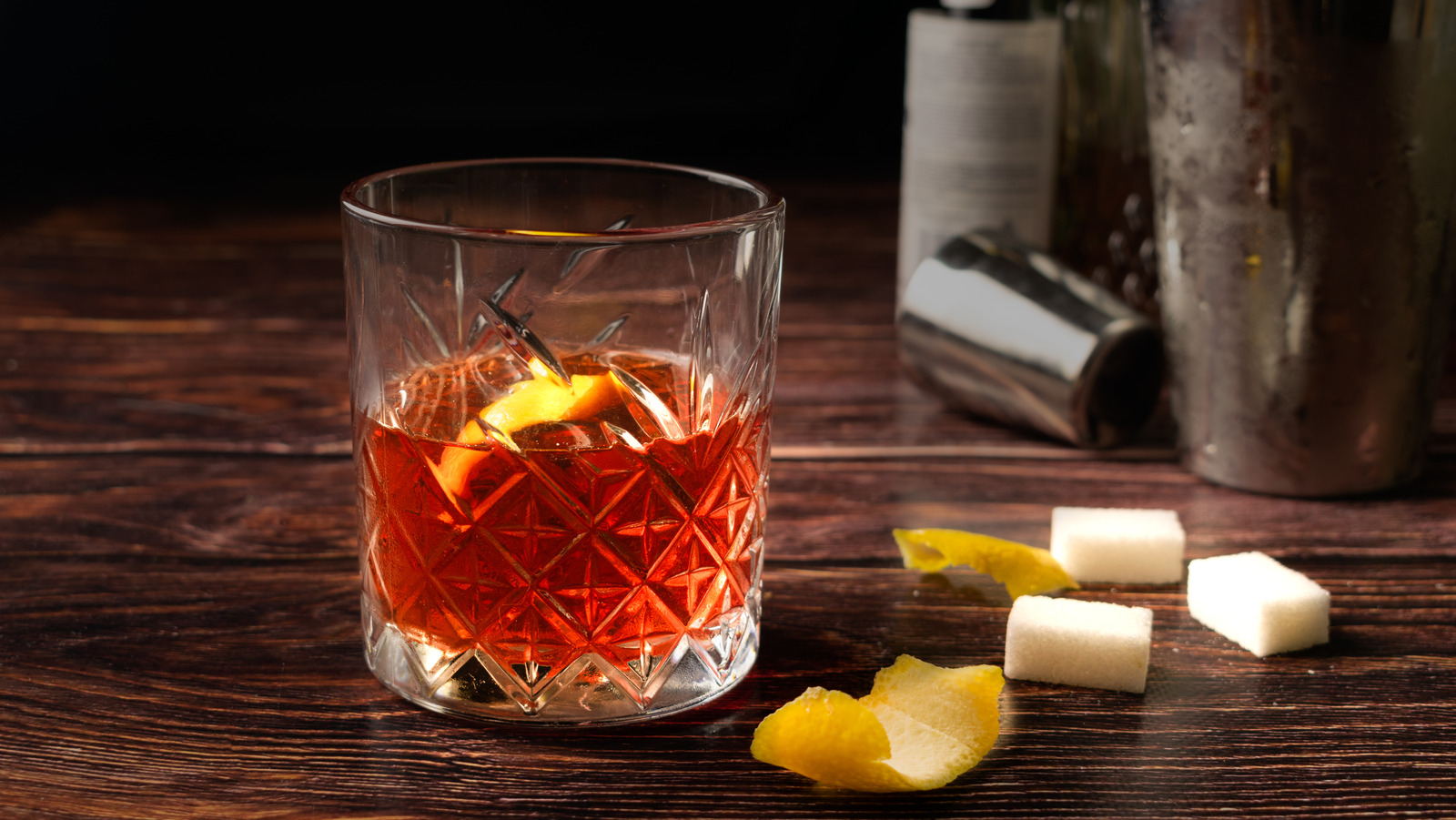 can-you-drink-an-old-fashioned-warm