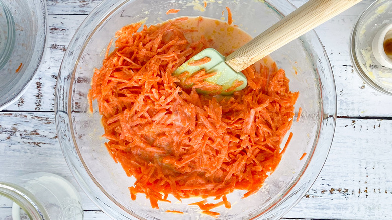 carrot cake wet ingredients 