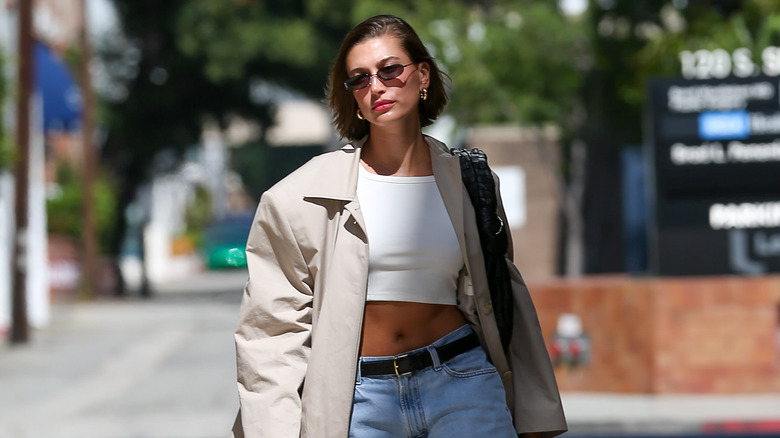 Hailey Bieber crop top and sunglasses