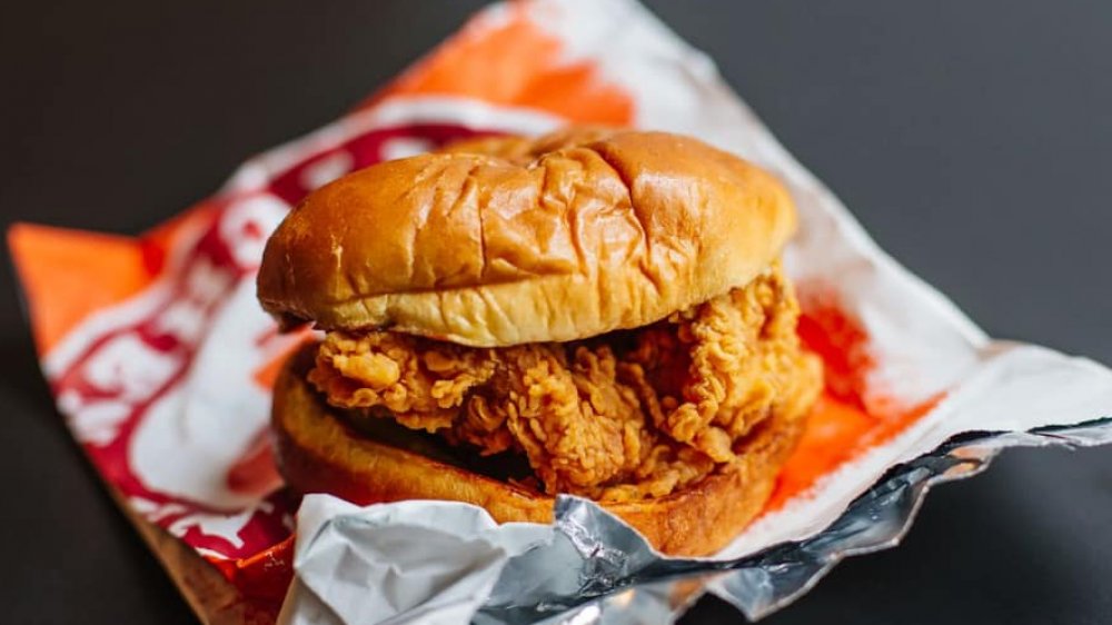 popeyes chicken sandwich 