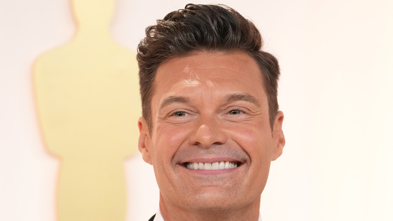 Ryan Seacrest smiling 