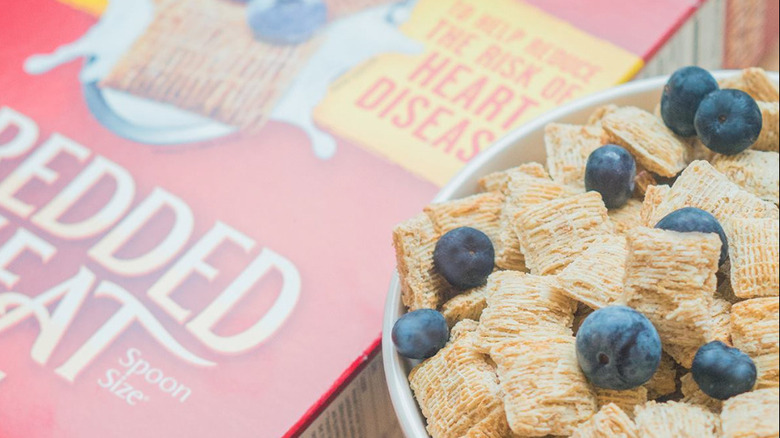 Shredded wheat with blueberries