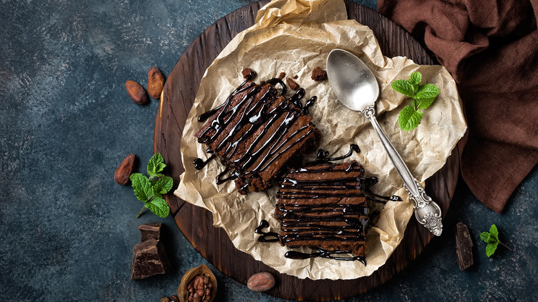 Brownies drizzled in chocolate