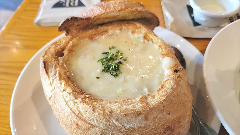 Chowder in bread bowl