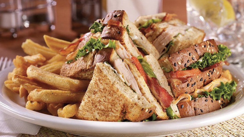 Denny's club sandwich