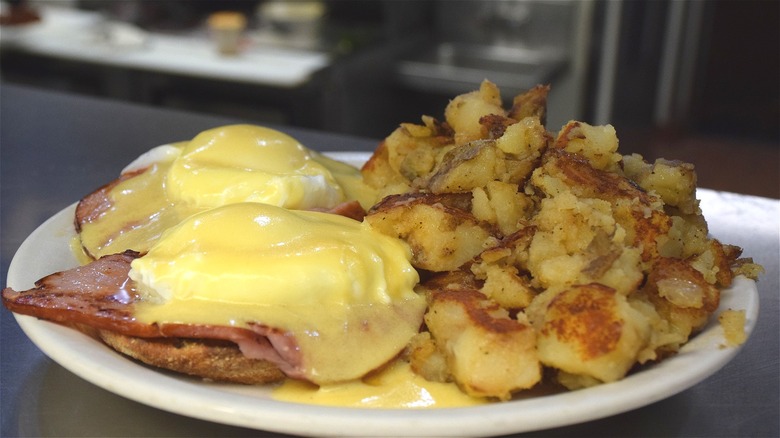 Eggs Benedict with potatoes