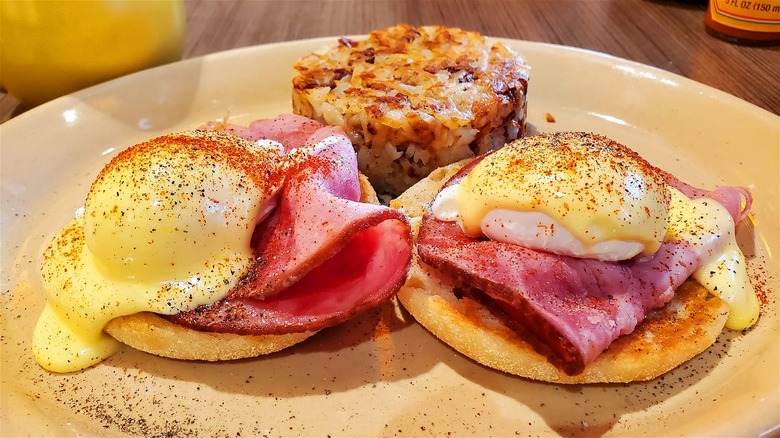 Ham Eggs Benedict with potatoes