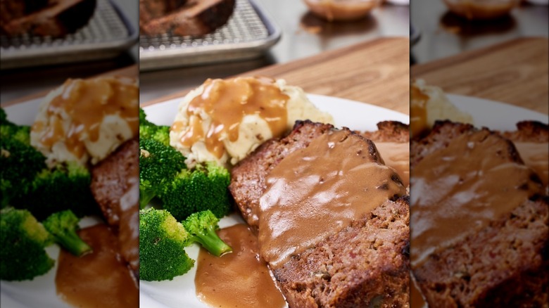 Cheddar's Scratch Kitchen meatloaf