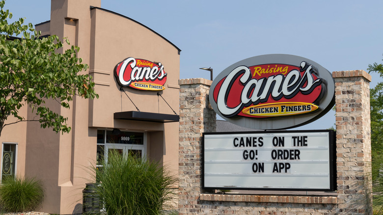 Raising Cane's restaurant exterior