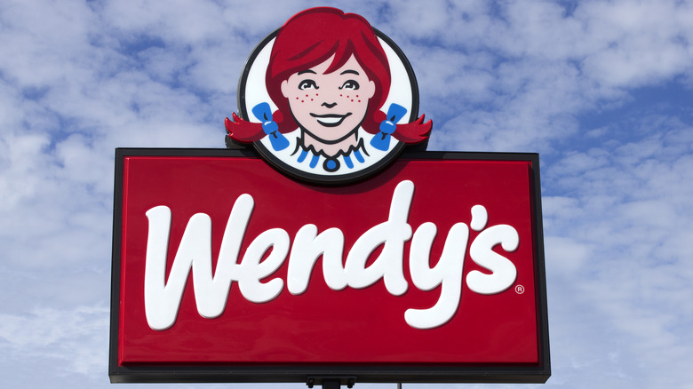 Wendy's restaurant sign