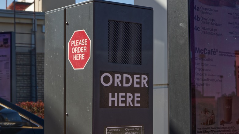 drive-thru order speaker