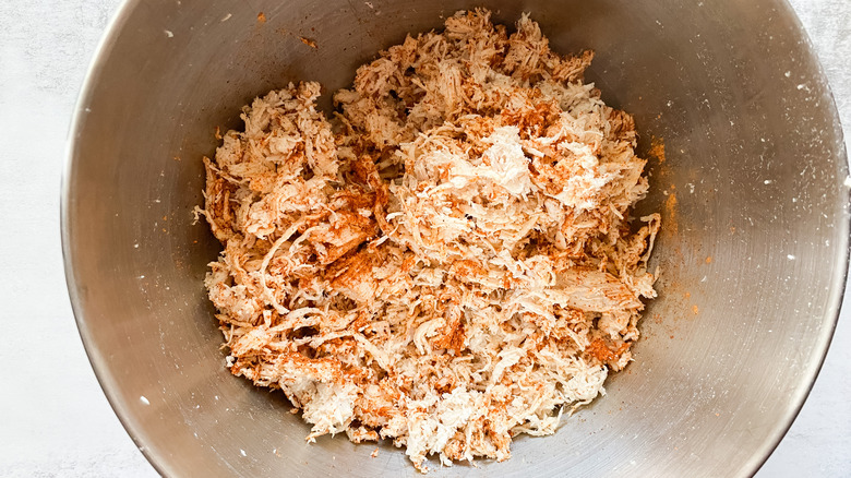 shredded chicken in bowl 