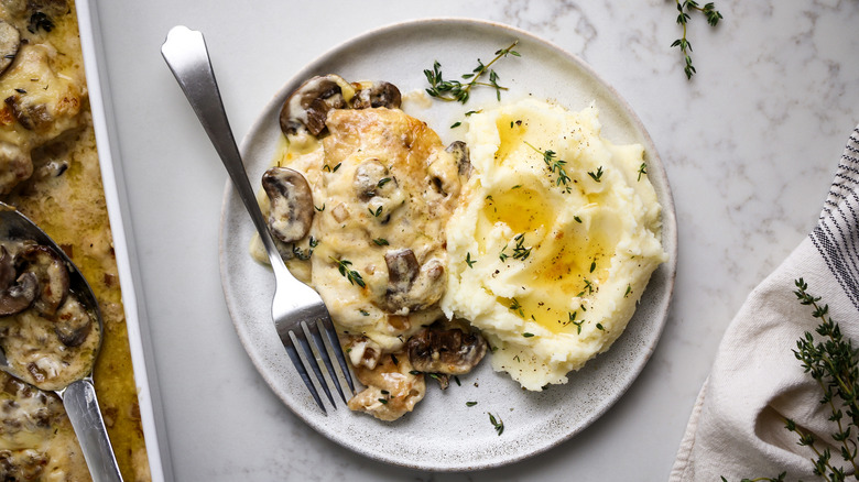 chicken with mushrooms and potatoes