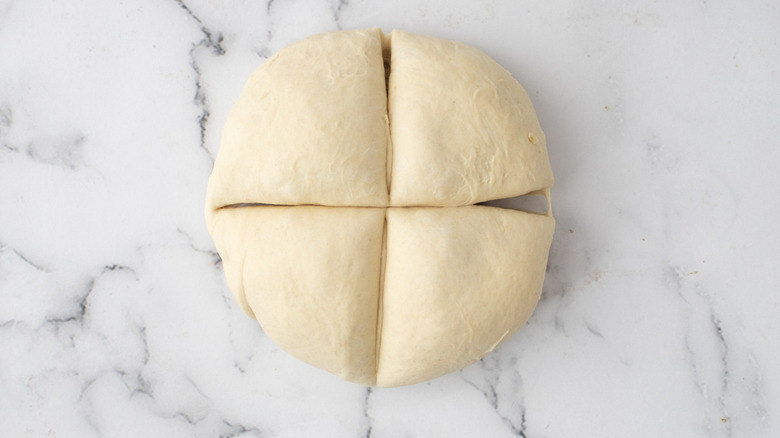 raw pizza dough