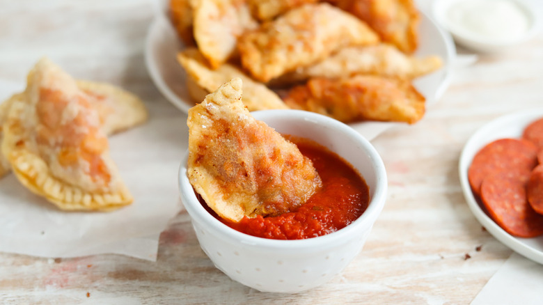 pepperoni pizza empanadas