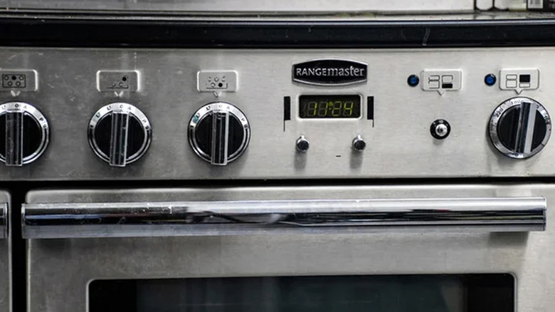 oven preheating