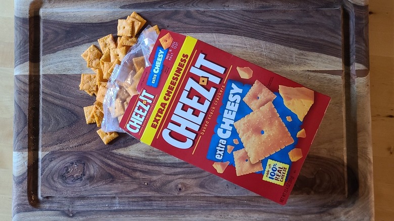 Cheez-It Extra Cheesy