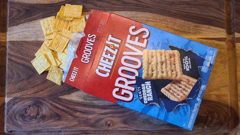 Cheez-It Grooves Zesty Cheddar Ranch