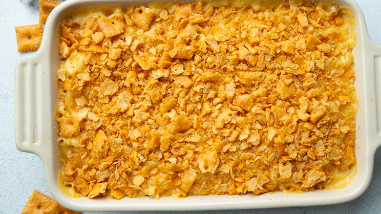 cheez-it covered mac and cheese