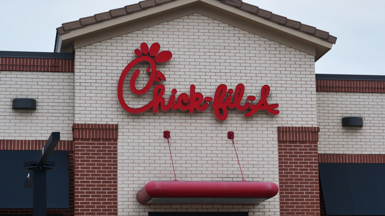 Chick-Fil-A Fans Think This Controversial Ingredient Might Be Why Its ...