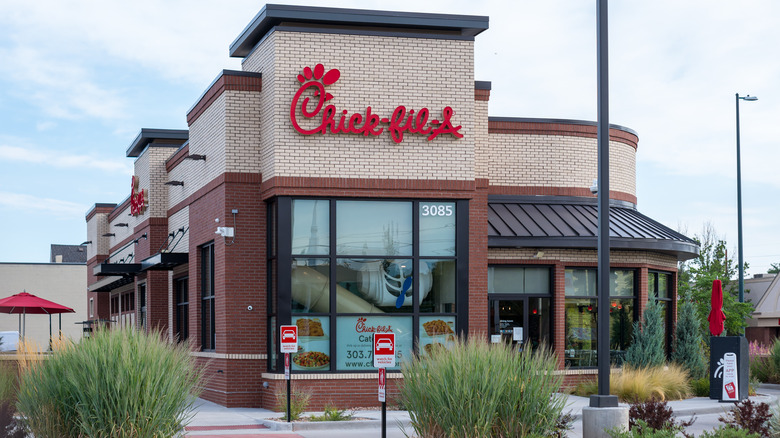 Chick-fil-A restaurant exterior and foliage