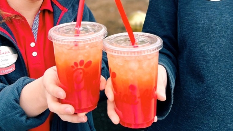 Chick-fil-A Cloudberry Sunjoy drink