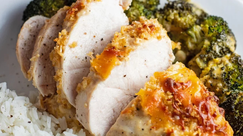 Sliced baked chicken with broccoli