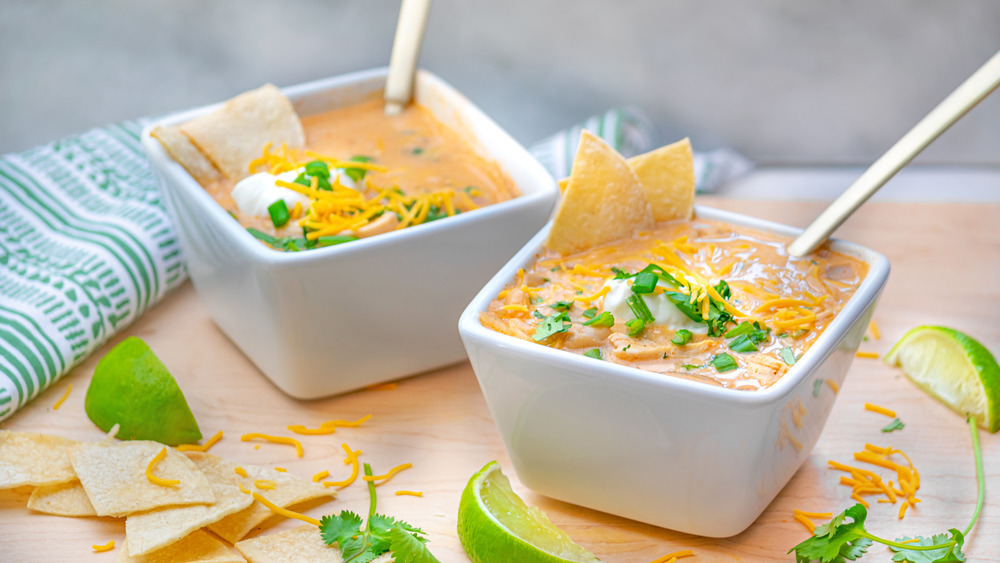 Slow Cooker White Chicken Chili