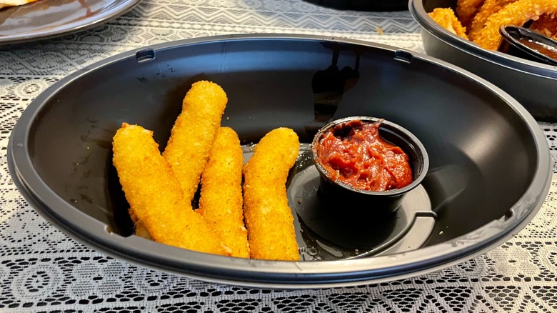 Applebee's Mozzarella Sticks appetizer