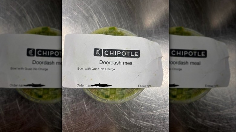 Chipotle quacamole DoorDash order 