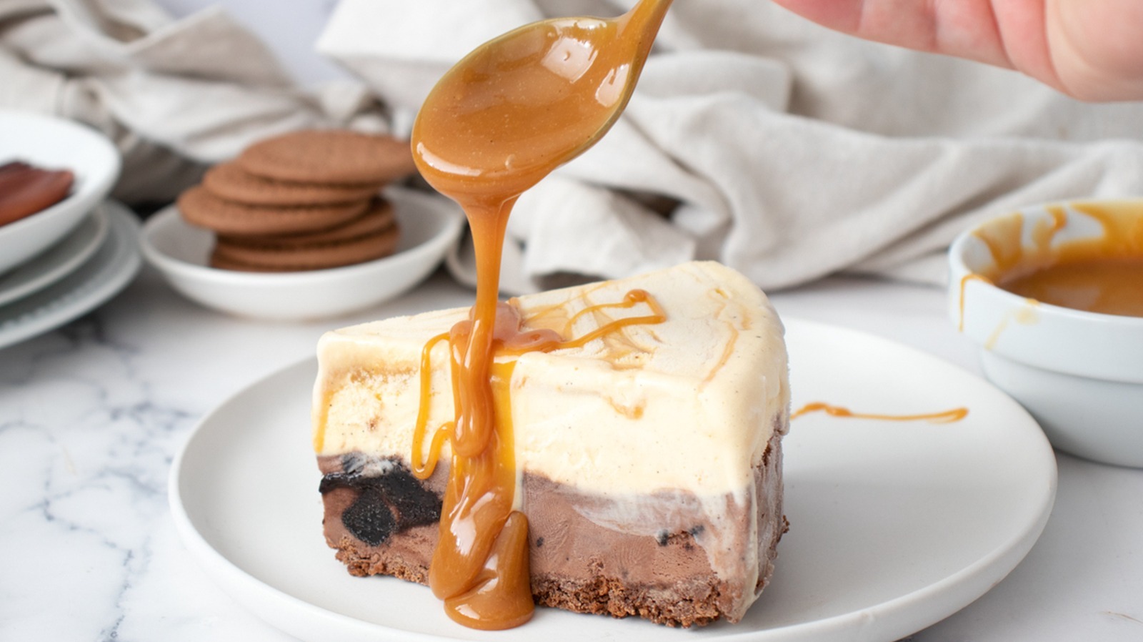 Espresso Gluten-free Ice Cream Cake (Paleo & dairy-free) - The Fit Peach
