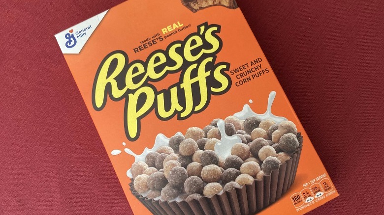 reese's puffs cereal box