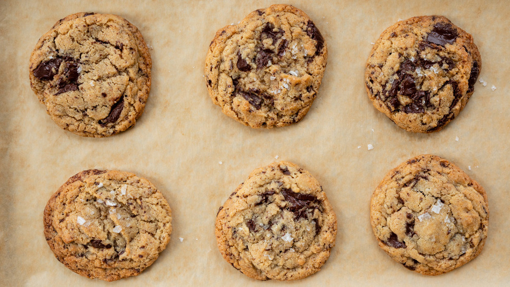 baked chocolate chip cookies